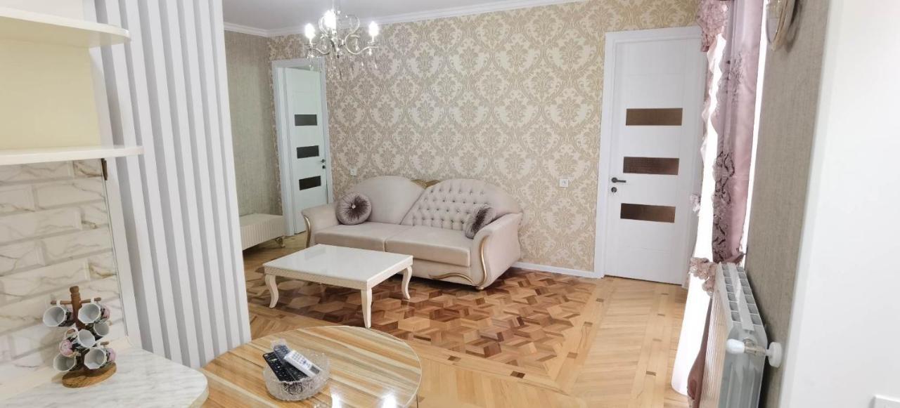 Nano'S Apartament-2 库塔伊西 外观 照片